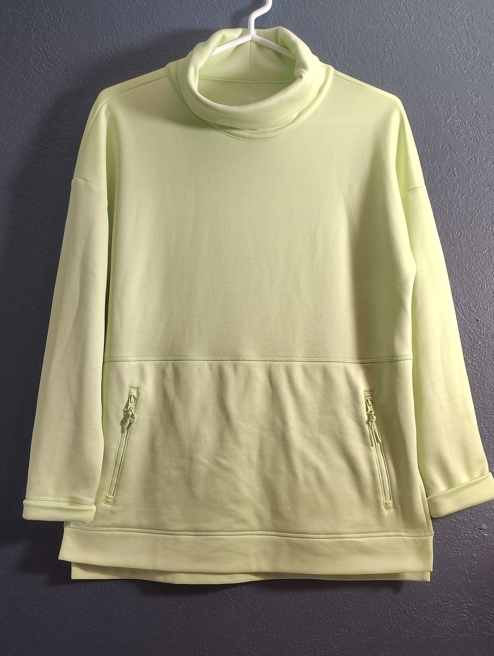 Talbots vibrant Cozy Mock Neck Light Lime Green Pullover Sweatshirt Size Medium